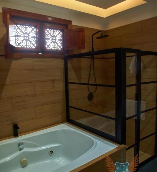 סוויטה נשיאותית, San Miguel De Salento