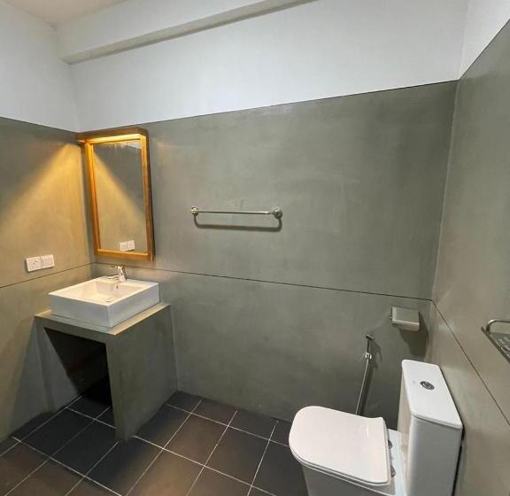 Camera Standard, Gisada Villa