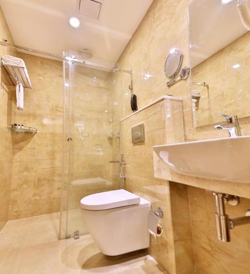 Полулюкс, Jomeriya International