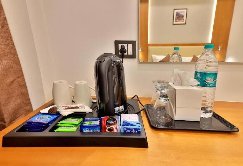 Family Suite, Jomeriya International