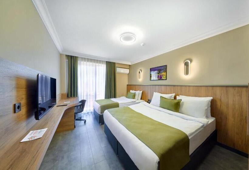 수피리어 트리플 룸, Rest By Dedeman Karabük