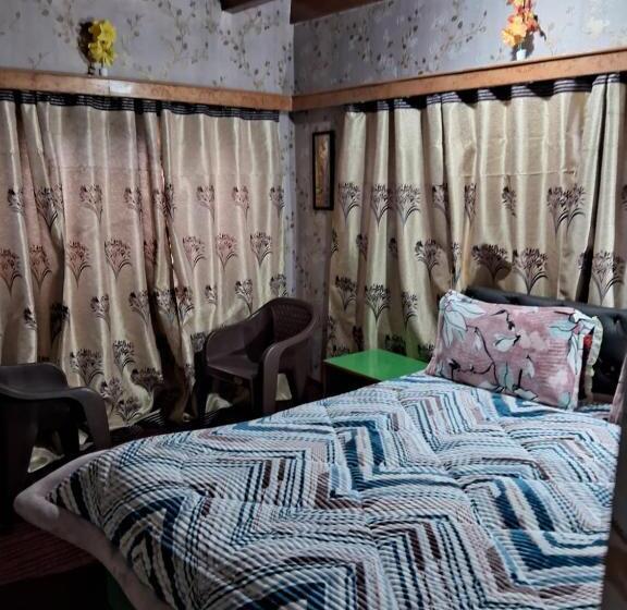 חדר דלוקס, Conifer View Guest House