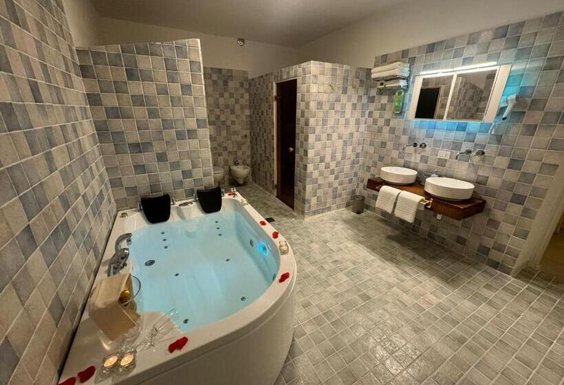 スタンダードスタジオ, Lamapulia