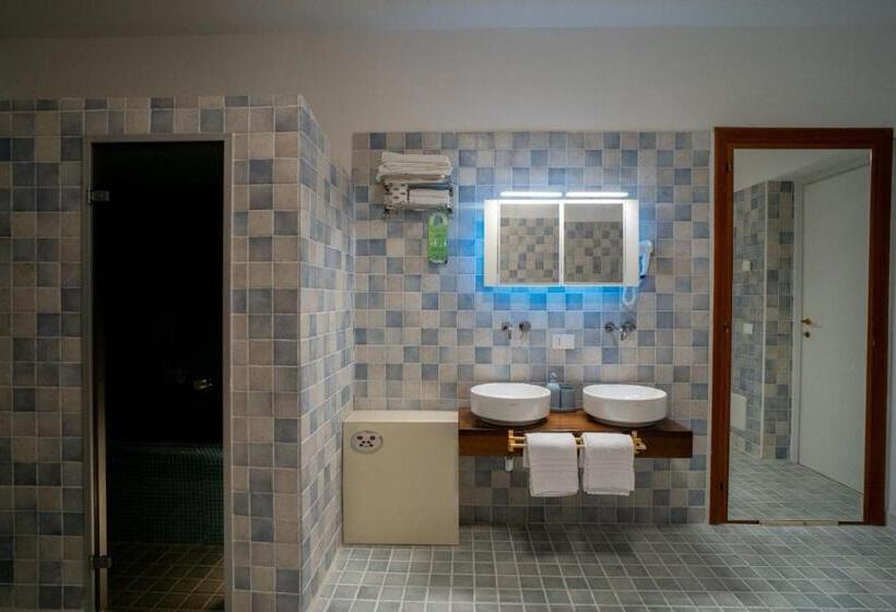 スタンダードルーム, Lamapulia