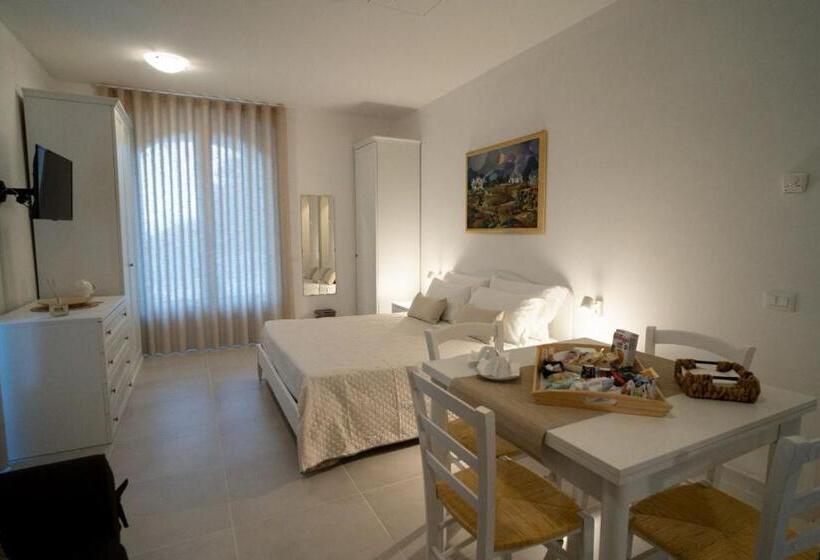 デラックスルーム, Lamapulia