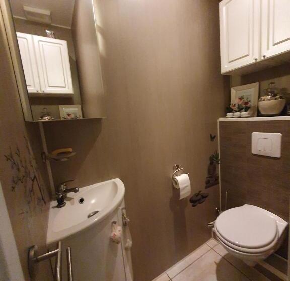 غرفة قياسية رباعية, Room In Bb   Nathalies Home   2 Bedrooms Breakfast