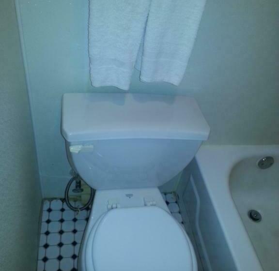 غرفة قياسية, Americana Motel