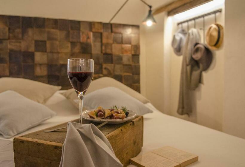 جناح مزود بجاكوزى, Tuttomio Suite Con Idromassaggio