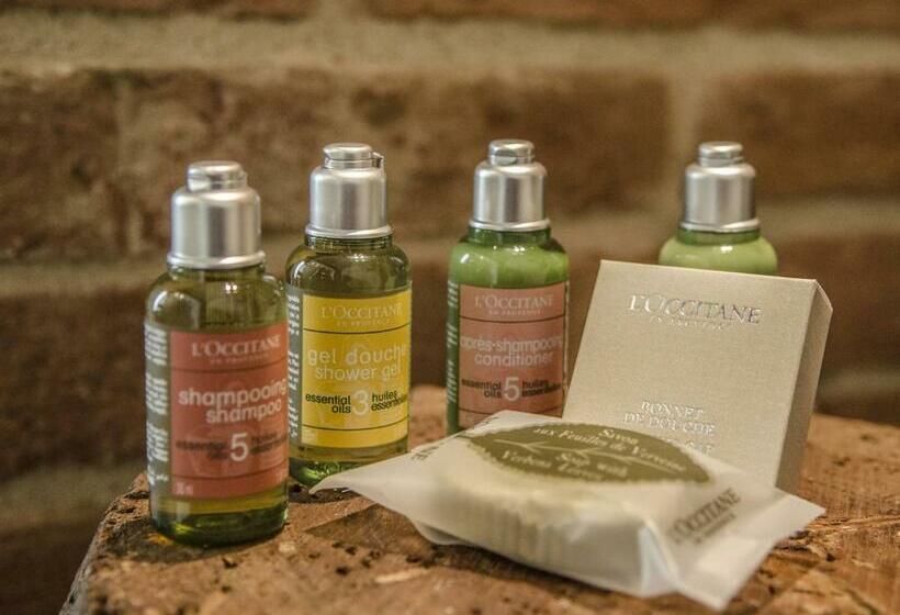 جناح مزود بجاكوزى, Tuttomio Suite Con Idromassaggio