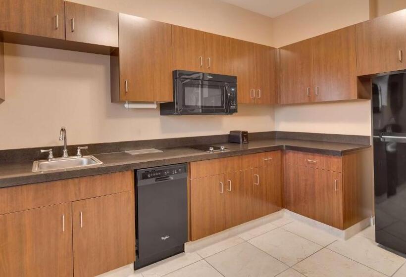 جناح, Best Western Plus Chandler Hotel & Suites