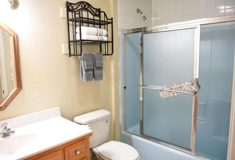 جناح مطلّ علي الجبل, Heidi Motel   Helen