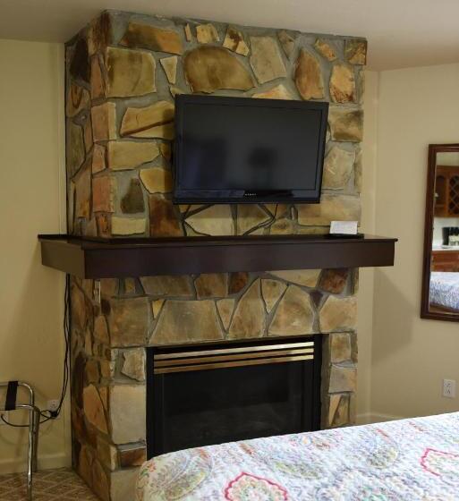 جناح مطلّ علي الجبل, Heidi Motel   Helen