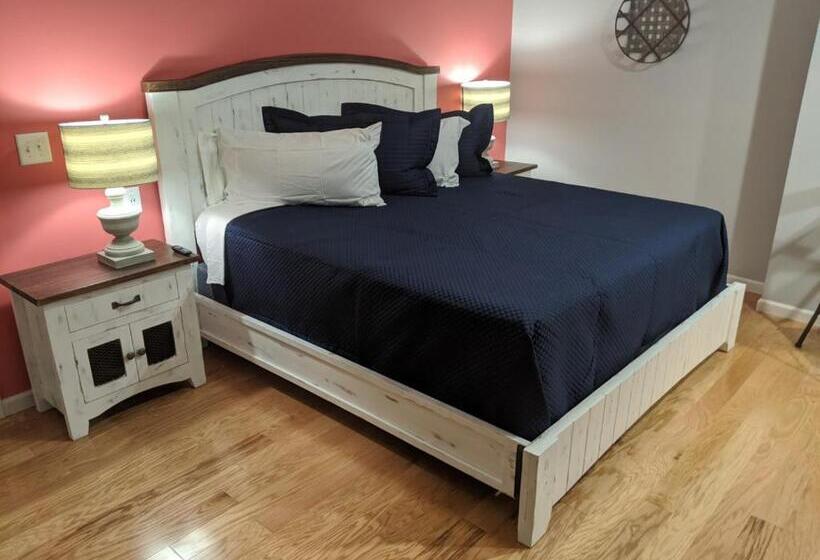 Номер Deluxe Кровать Кинг, Heidi Motel   Helen
