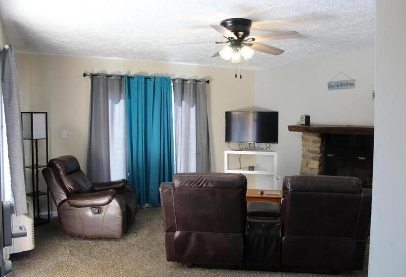 جناح سرير كينج, Heidi Motel   Helen