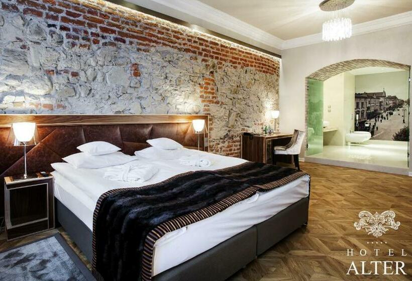 سوییت لوکس, Alter