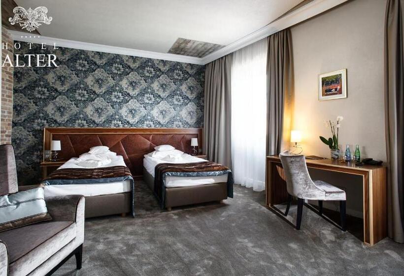اتاق لوکس, Alter