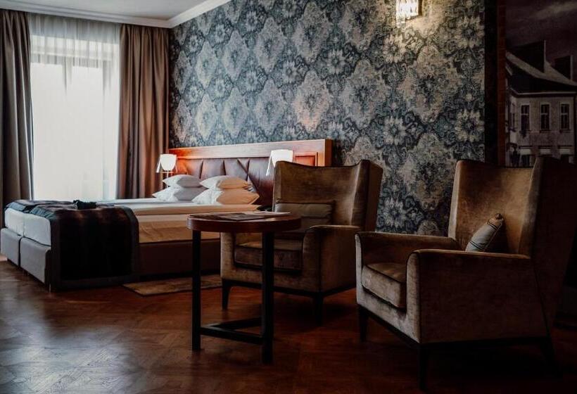 اتاق راحتی, Alter