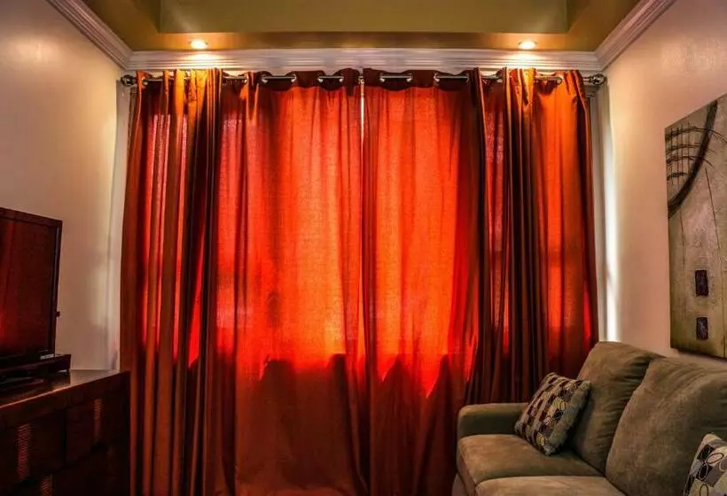 سوییت لوکس, Bella Noni B&b