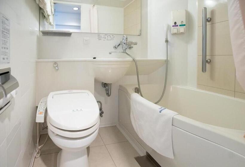 베이직 룸 더블 침대, Business Inn Sennichimae