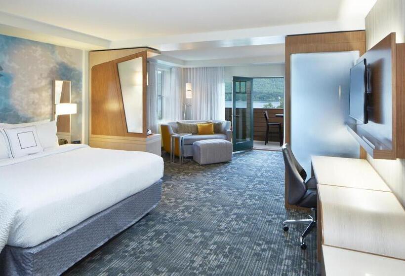 Suite with lake view, Courtyard By Marriott Lake George