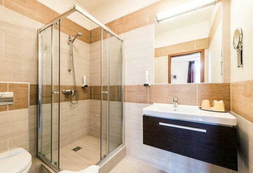 Апартаменты 1 Спальня, Garzon Plaza