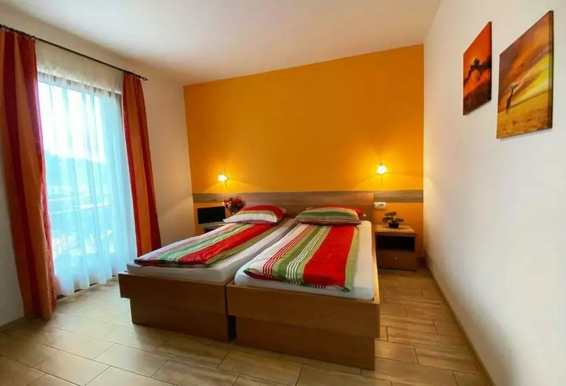 اتاق استاندارد, Guesthouse Mesec Zaplana