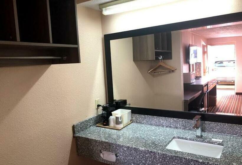 غرفة قياسية سرير كينج, Legacy Inn  Gallatin