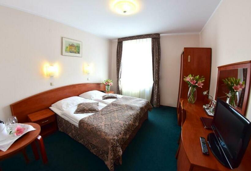 Номер Стандарт, Panorama Nowy Sącz