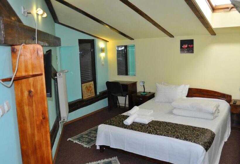 סוויטה, Pension Flamingo