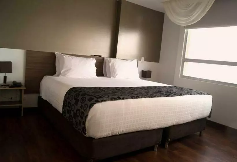 キングサイズベッドのスタンダードルーム, Pop Art Hotel Tocancipá Y Centro De Convenciones