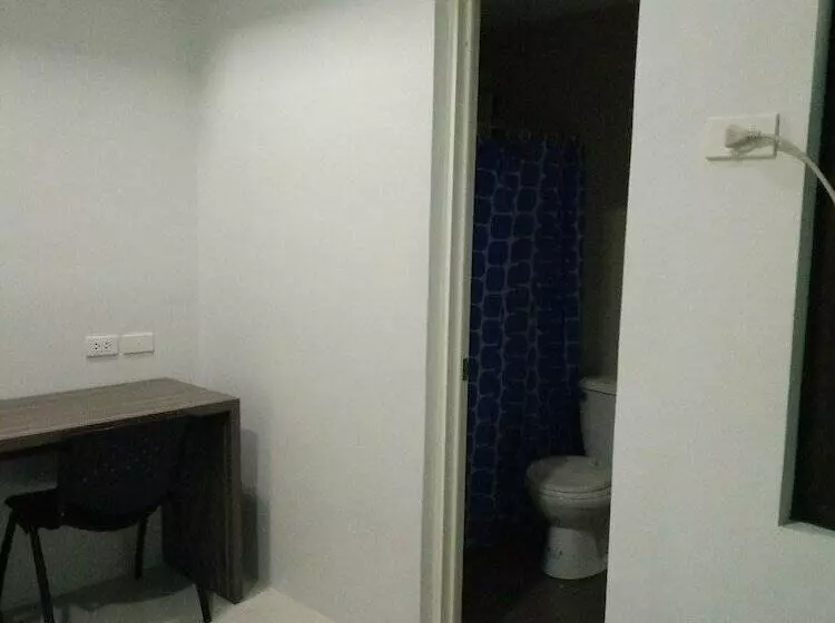 اتاق استاندارد, Rf Suites