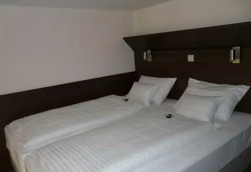 اتاق استاندارد, Soleil Apartman Szeged
