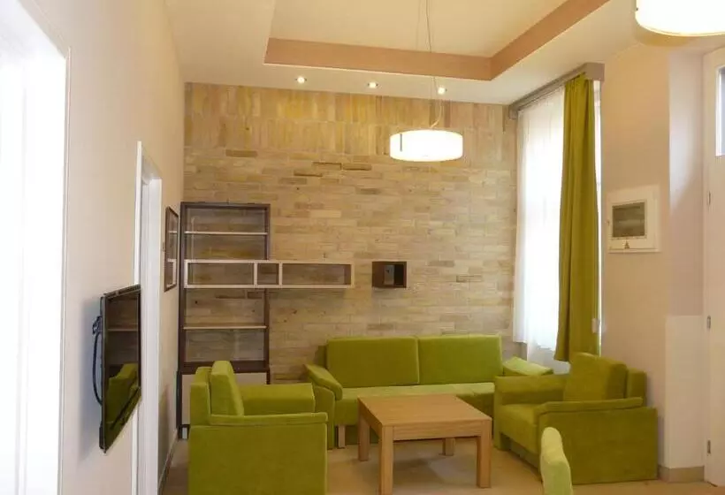 اتاق استاندارد, Soleil Apartman Szeged