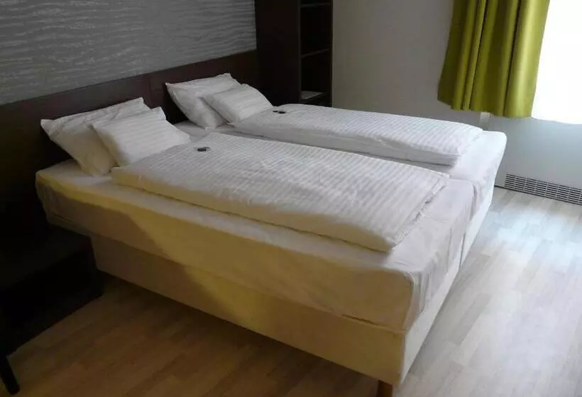 اتاق استاندارد چهار تخته, Soleil Apartman Szeged