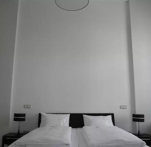سوییت لوکس, Soleil Apartman Szeged