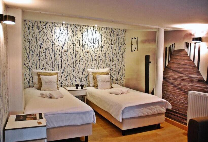 Economy Studio, Stare Kino Cinema Residence