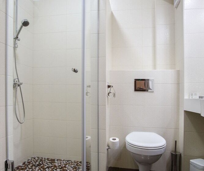 Quarto superior, Stil