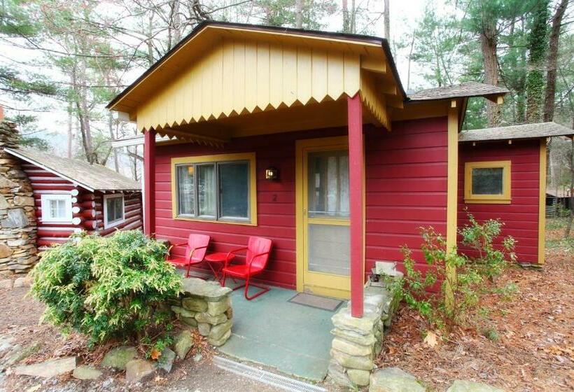 1ベッドルームハウス, The Pines Cottages