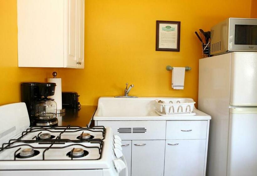 1ベッドルームハウス, The Pines Cottages