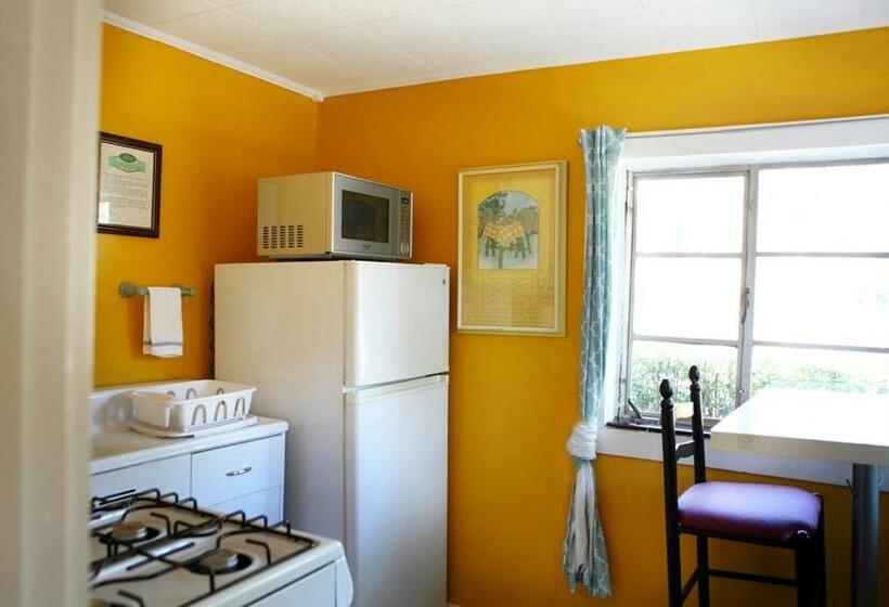 1ベッドルームハウス, The Pines Cottages