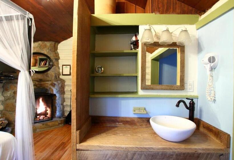 キャビン, The Pines Cottages