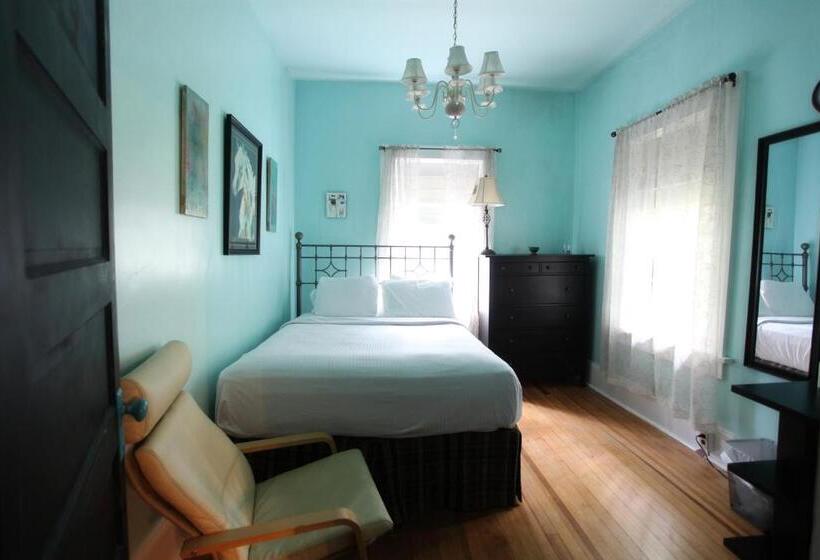 3ベッドルームハウス, The Pines Cottages