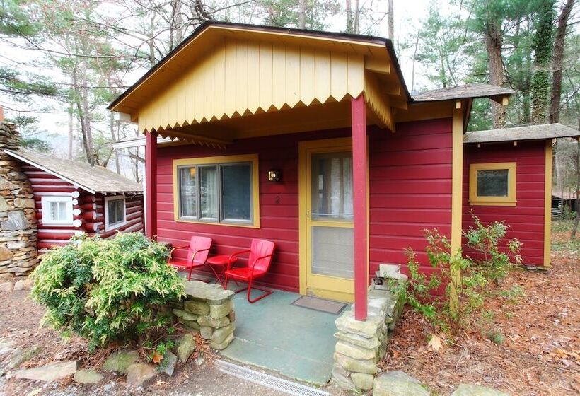 1ベッドルームハウス, The Pines Cottages