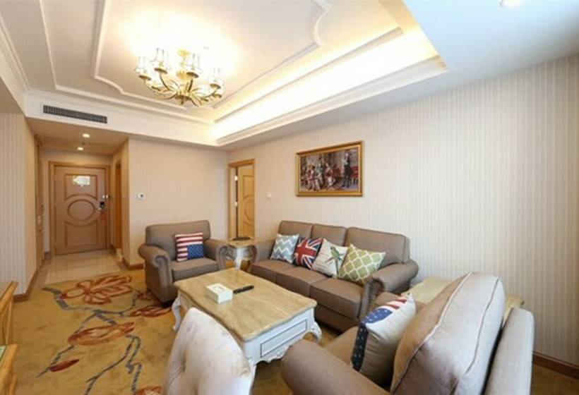 豪华套房, Vienna International Hotel Guangzhou Panyu City Bridge Center International