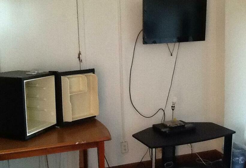 带大床的标准间, Rosenberg Motel