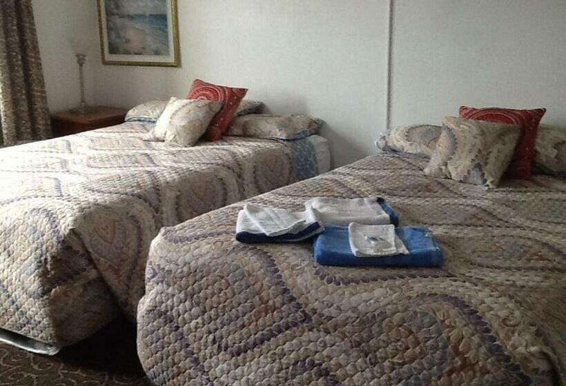 高级大房间, Rosenberg Motel