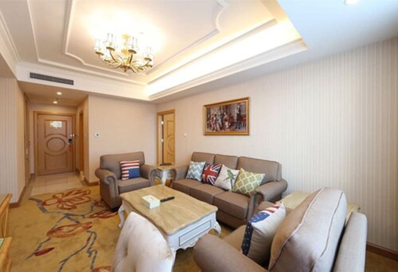 豪华套房, Vienna International Hotel Guangzhou Panyu City Bridge Center International