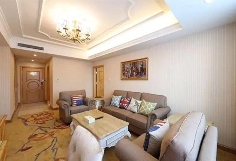 デラックススイート, Vienna International Hotel Guangzhou Panyu City Bridge Center International