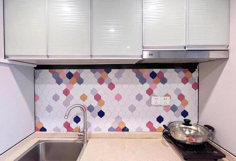 Studio Standard z Balkonem, 广州沃家国际公寓