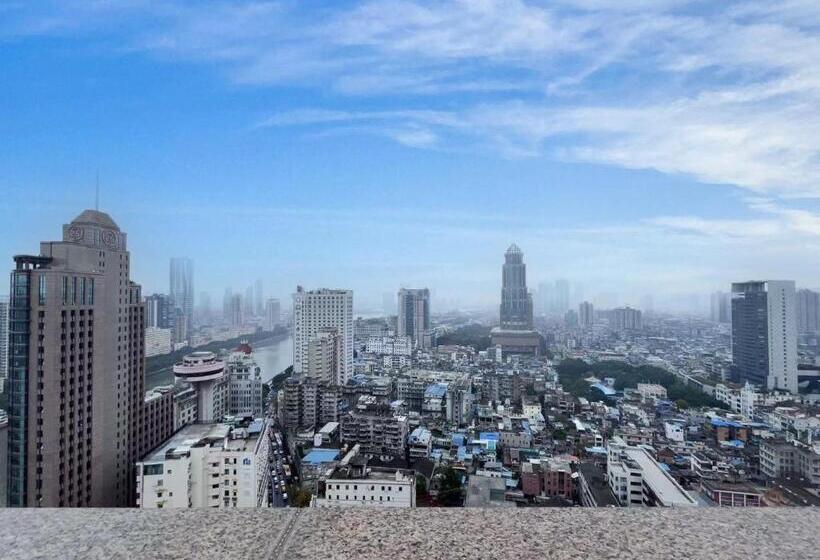 Pokój Trzyosobowy Standard z Balkonem, 广州沃家国际公寓